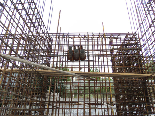 大口径<a href=http://www.www.luoying68.com target=_blank class=infotextkey>防水套管</a>预埋安装